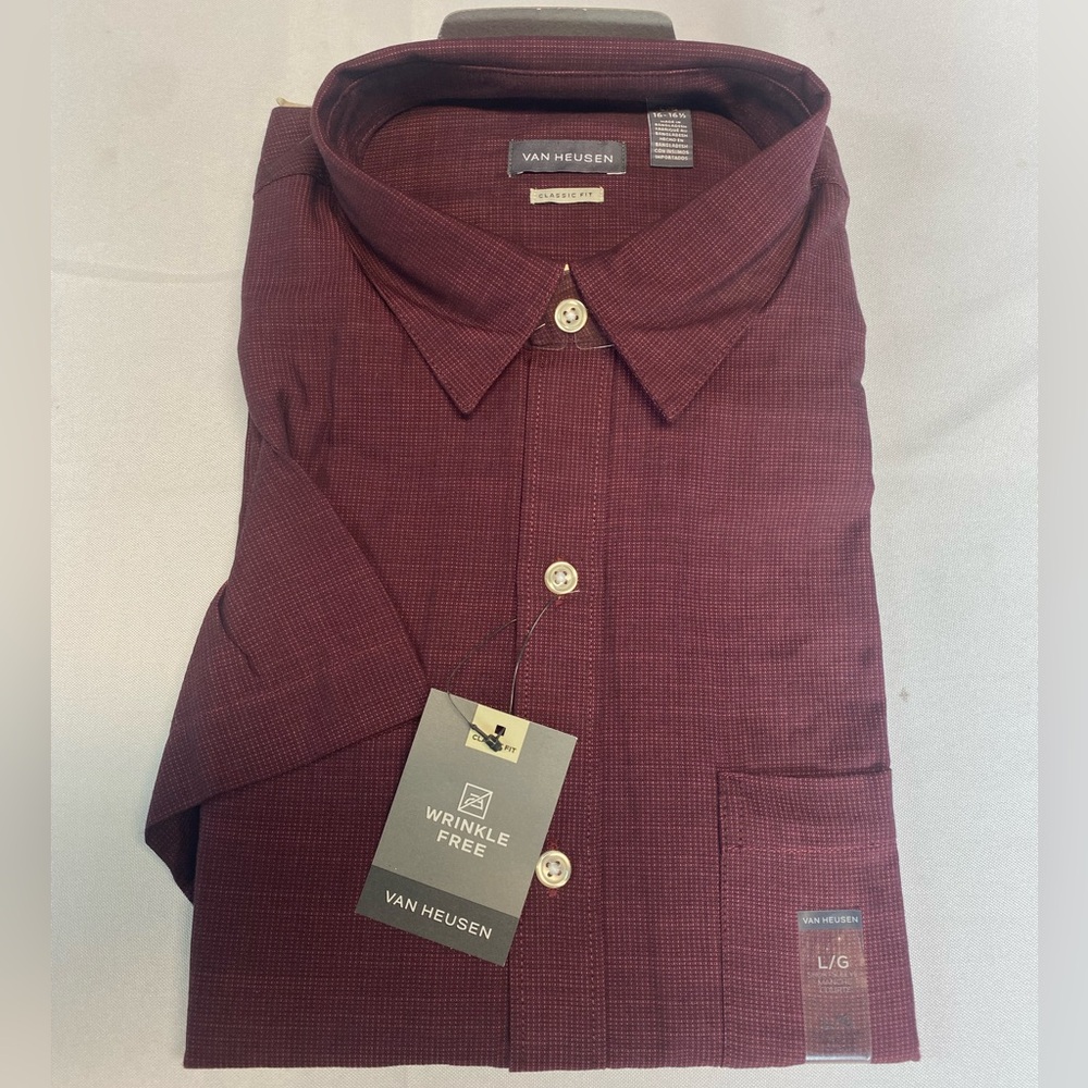 Van Heusen (NWT) Classic Fit Short Sleeve Button Up Shirt Men’s16-16 1/2